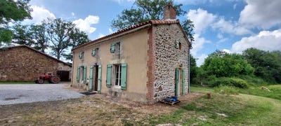 /international/fr/abzac-charente-310107920666/