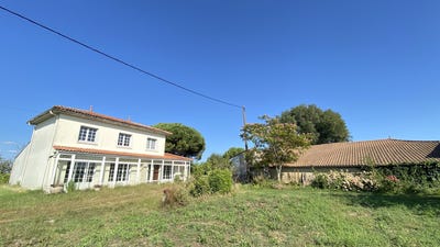 /international/fr/chenac-saint-seurin-d-uzet-charente-310098221876/
