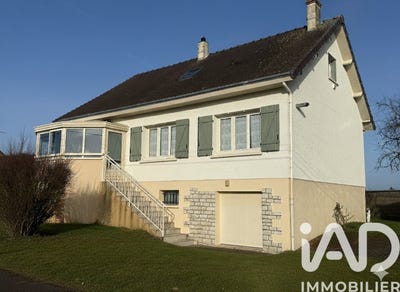 /international/fr/chapelle-royale-centre-val-de-loire-310105339847/