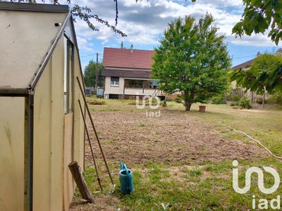 /international/fr/poilly-lez-gien-centre-val-de-loire-310099943574/