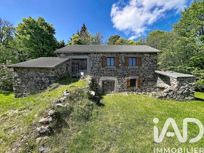 /international/fr/champclause-auvergne-310108950511/
