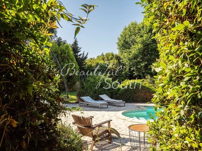 /international/fr/saint-cyprien-languedoc-roussillon-310108597224/?lang=id