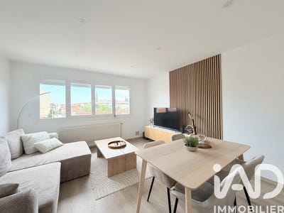 /international/fr/clermont-ferrand-auvergne-310108836689/