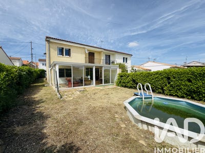 /international/fr/angouleme-charente-310108670175/