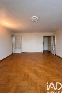 /international/fr/bourges-centre-val-de-loire-310107588093/
