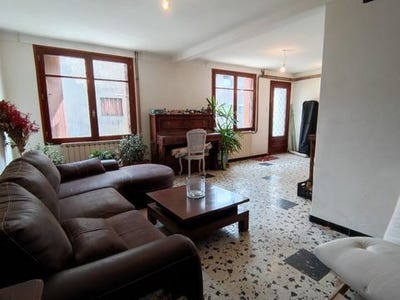 /international/fr/villeneuve-d-olmes-midi-pyrenees-310106997190/