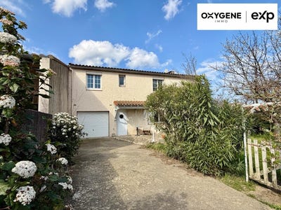 /international/fr/carcassonne-languedoc-roussillon-310119502980/