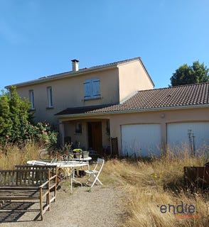 /international/fr/oradour-sur-glane-limousin-310100489904/