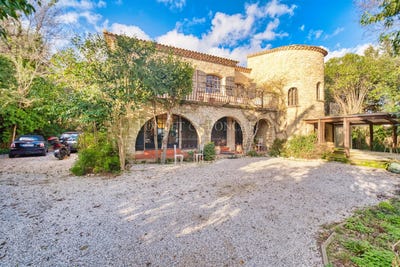 /international/fr/perols-languedoc-roussillon-310107922062/