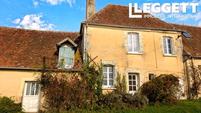 /international/fr/cour-maugis-sur-huisne-upper-normandy-310103554524/