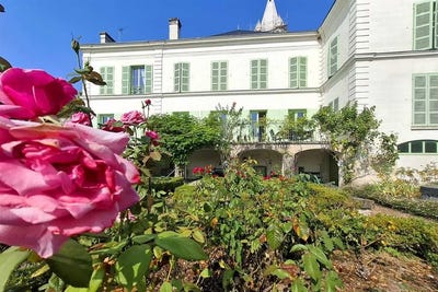 /international/fr/loches-centre-val-de-loire-310105812941/