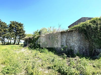 /international/fr/bonlieu-sur-roubion-rhone-310107648845/