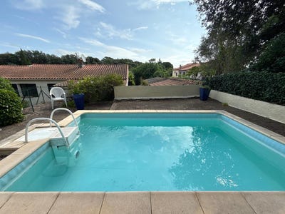 /international/fr/saint-jean-pla-de-corts-languedoc-roussillon-120095159848/