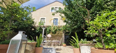 /international/fr/richelieu-centre-val-de-loire-310109227717/?lang=id