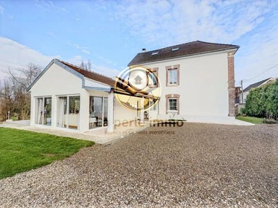 /international/fr/henonville-picardie-310101085467/