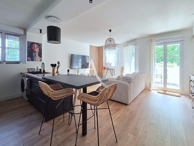 /international/fr/pau-rhone-310108727553/