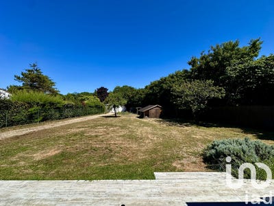 /international/fr/saint-medard-d-aunis-charente-310100786348/