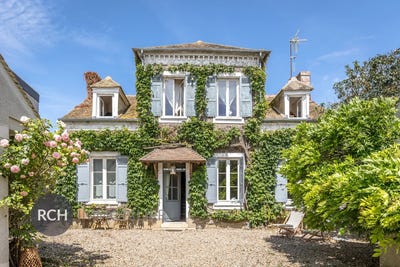 /international/fr/houdan-picardie-310109745068/