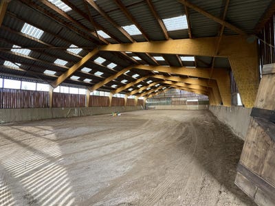 /international/fr/arnac-pompadour-limousin-310108464924/