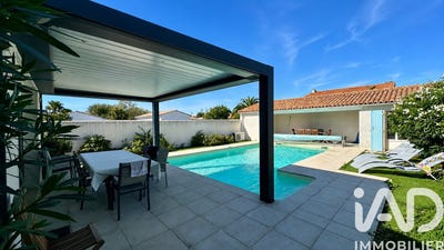 /international/fr/sainte-marie-de-re-charente-310108421289/