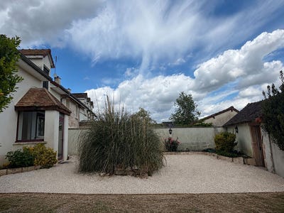 /international/fr/saint-remy-burgundy-310108675441/
