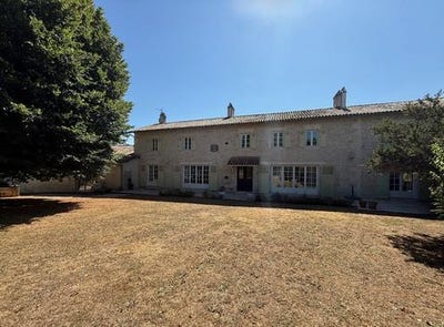 /international/fr/perigne-charente-310101384349/?lang=zh-cn