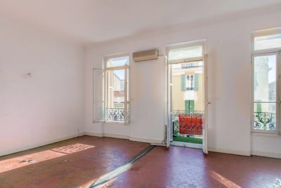 /international/fr/nice-provence-alpes-cote-d-azur-310108465961/