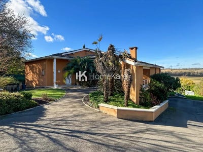 /international/fr/montaigut-sur-save-midi-pyrenees-310108779907/