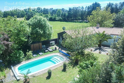 /international/fr/soullans-pays-de-la-loire-310101155665/
