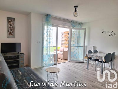 /international/fr/angoulins-charente-310106795463/