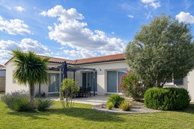 /international/fr/villiers-en-plaine-charente-310108837958/