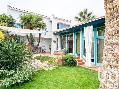 /international/fr/canohes-languedoc-roussillon-310100782961/?lang=en