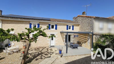 /international/fr/champniers-charente-310107492763/