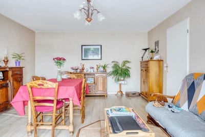 /international/fr/val-de-reuil-upper-normandy-310107970084/