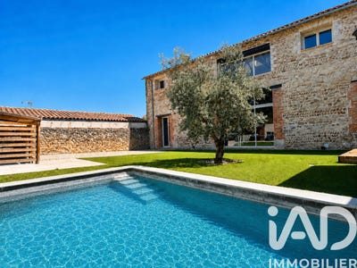 /international/fr/domazan-languedoc-roussillon-310108428560/