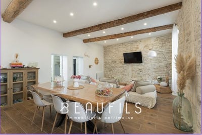 /international/fr/calvisson-languedoc-roussillon-310107300866/
