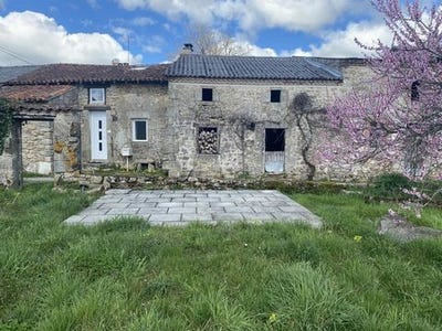 /international/fr/oradour-saint-genest-limousin-120098367743/