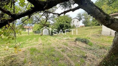 /international/fr/attigny-ardennes-310101383304/