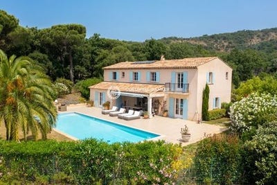 /international/fr/grimaud-provence-alpes-cote-d-azur-310101387493/?lang=it