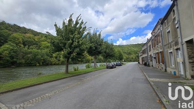 /international/fr/fumay-ardennes-310102271453/