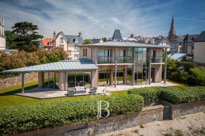 /international/fr/granville-la-basse-normandie-310108865920/