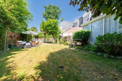 /international/fr/apremont-picardie-310109107149/