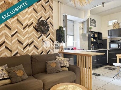 /international/fr/pezenas-languedoc-roussillon-310107298628/