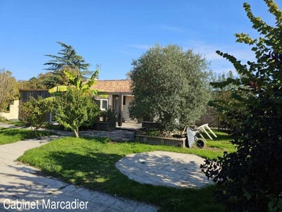 /international/fr/menesplet-aquitaine-310108454792/
