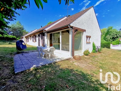 /international/fr/varennes-changy-centre-val-de-loire-310100368173/