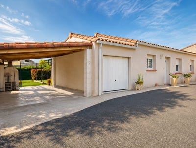 /international/fr/brugairolles-languedoc-roussillon-310108649629/