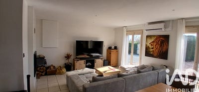 /international/fr/vendrennes-pays-de-la-loire-310106390697/