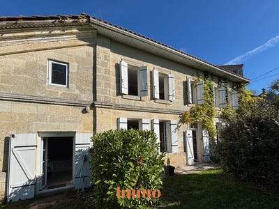 /international/fr/coutras-aquitaine-310107887864/