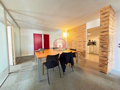 /international/fr/32-rue-du-colonel-de-chadois-bergerac-aquitaine-310107252098/