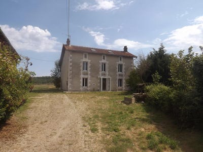 /international/fr/hiesse-charente-310100993579/